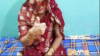 Indian guy sneaks in house of Bhabhi to make her suck and then bonk