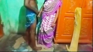 Desi XXX sex. Kerala aunty boob grab and seductive romance with neighbour
