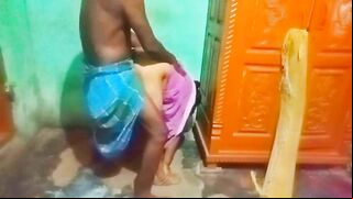 Desi XXX sex. Kerala aunty boob grab and seductive romance with neighbour